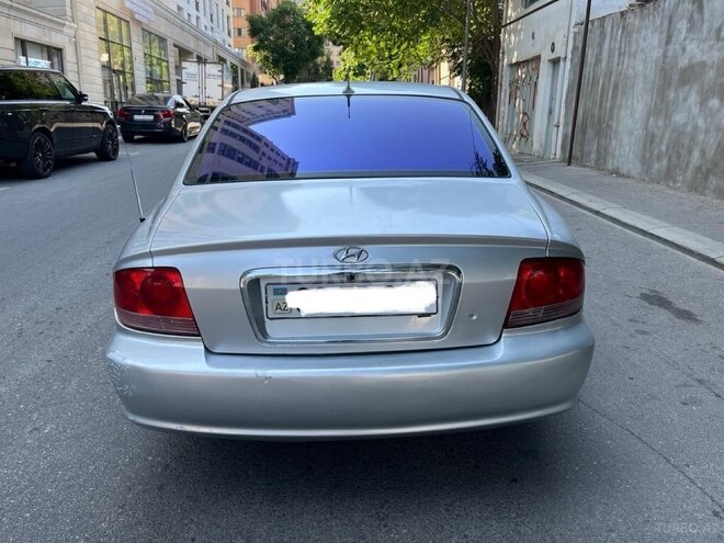 Hyundai Sonata-5