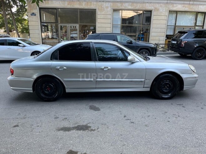 Hyundai Sonata-3