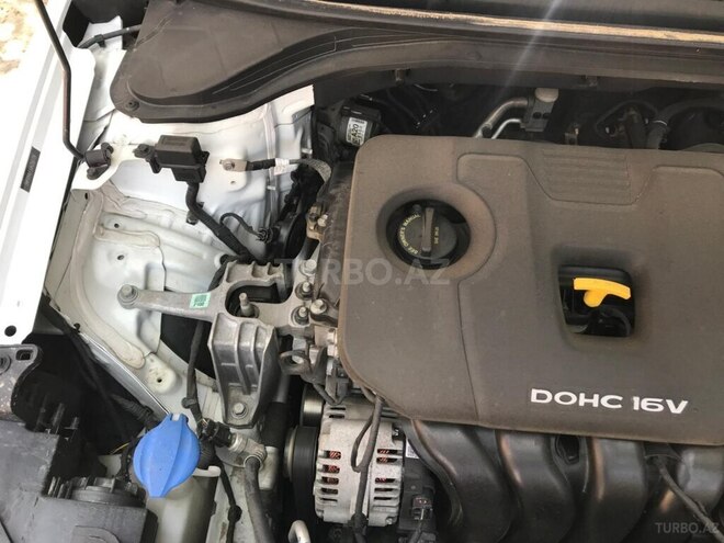 Hyundai Elantra 2017, 110,860 km - 2.0 л - Bakı