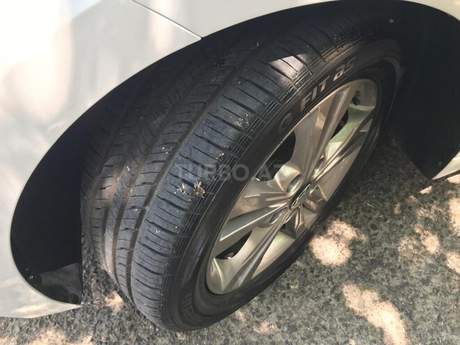 Hyundai Elantra 2017, 110,860 km - 2.0 л - Bakı