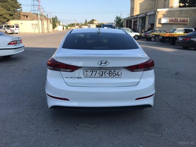 Hyundai Elantra 2017, 110,860 km - 2.0 л - Bakı
