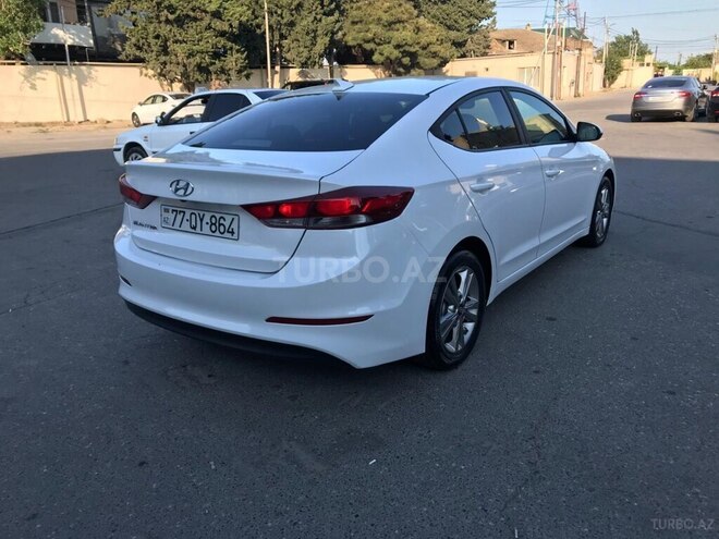 Hyundai Elantra 2017, 110,860 km - 2.0 л - Bakı