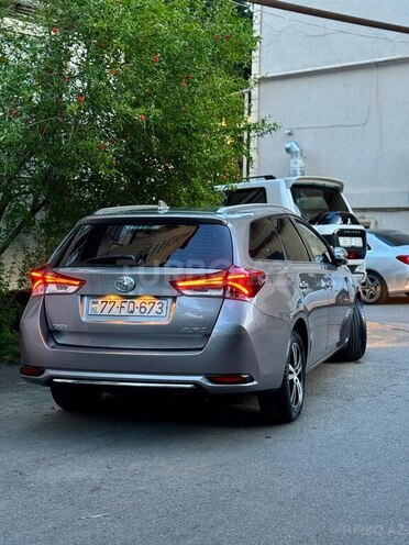 Toyota Auris 2015, 236,000 km - 1.4 l - Bakı