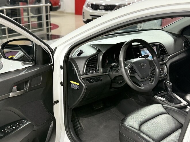 Hyundai Avante 2015, 157,000 km - 1.6 л - Bakı