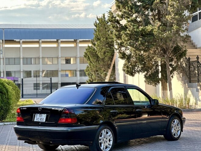 Mercedes C 230 1999, 296,580 km - 2.3 l - Bakı