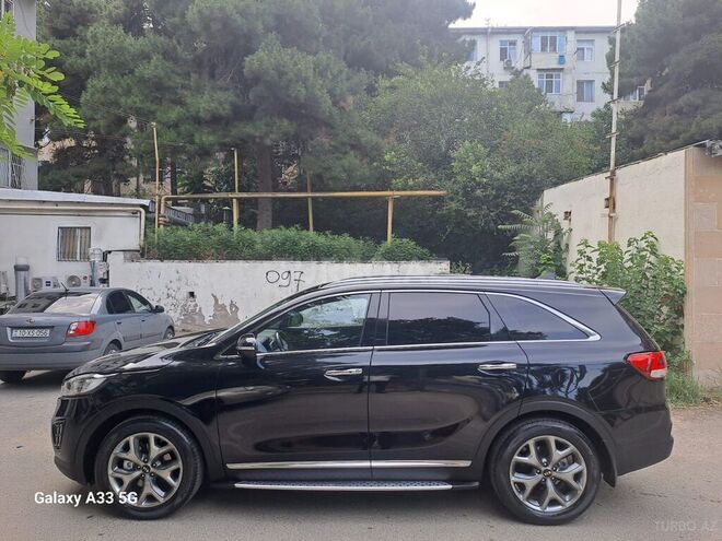 Kia Sorento-8
