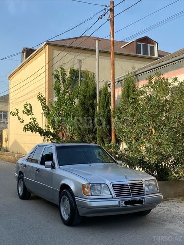 Mercedes E 200 d 1993, 400,000 km - 2.0 l - Bakı