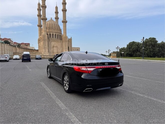 Hyundai Grandeur 2015, 103,500 km - 2.2 л - Bakı