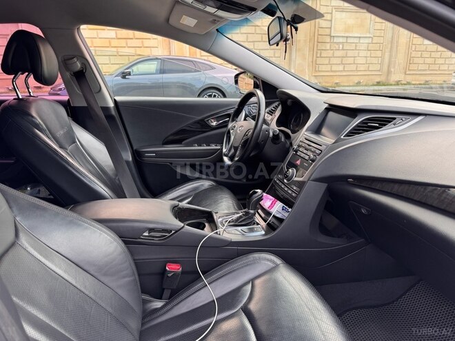 Hyundai Grandeur 2015, 103,500 km - 2.2 л - Bakı