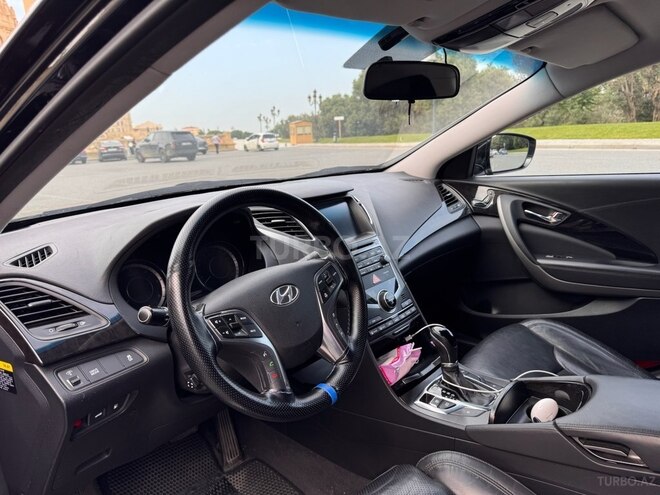 Hyundai Grandeur 2015, 103,500 km - 2.2 л - Bakı