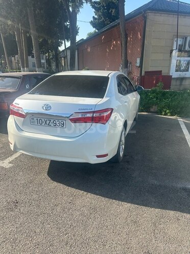 Toyota Corolla 2013, 201,800 km - 1.6 l - Masallı