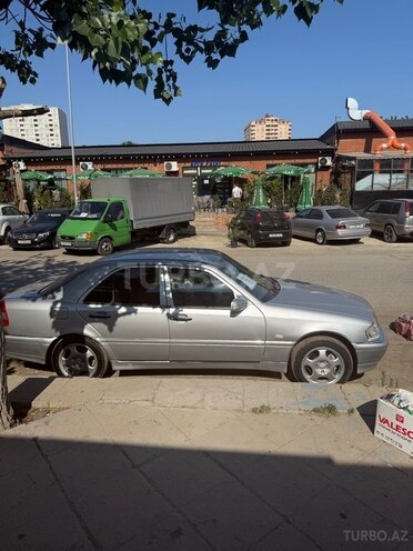 Mercedes C 220 d 1995, 250,000 km - 2.2 л - Bakı