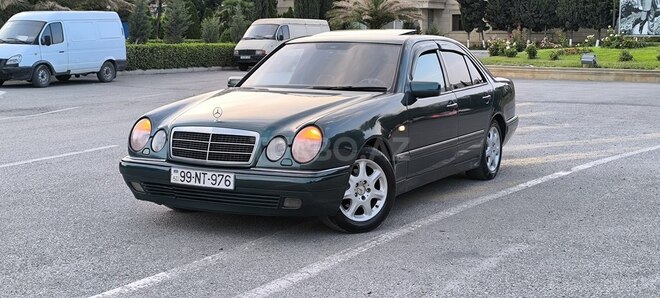 Mercedes E 230 1997, 250,000 km - 2.3 l - Sumqayıt