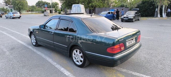 Mercedes E 230 1997, 250,000 km - 2.3 l - Sumqayıt