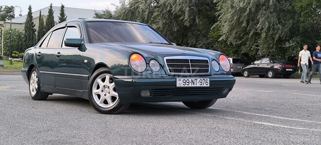 Mercedes E 230 1997, 250,000 km - 2.3 l - Sumqayıt