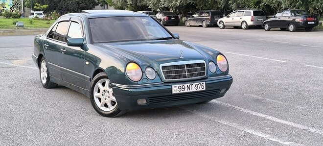 Mercedes E 230 1997, 250,000 km - 2.3 l - Sumqayıt