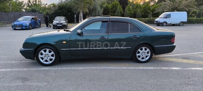 Mercedes E 230 1997, 250,000 km - 2.3 l - Sumqayıt