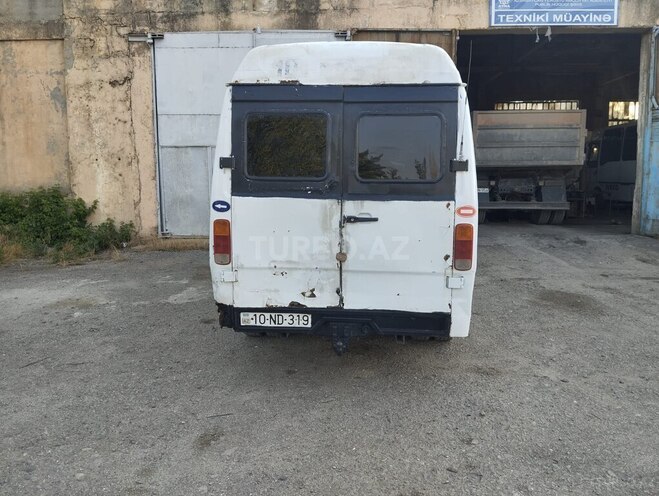 Mercedes 609 D 1986, 400,000 km - 3.9 л - Neftçala