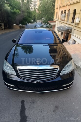 Mercedes S 350 4MATIC 2011, 222,620 km - 3.5 l - Bakı