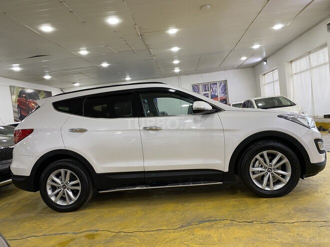 Hyundai Santa Fe-6