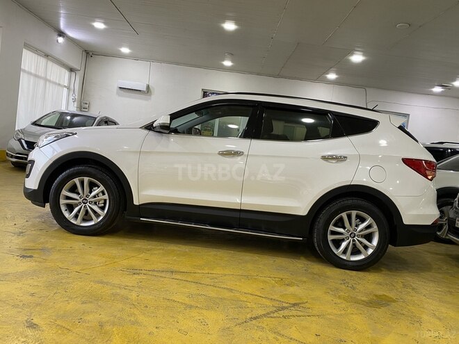 Hyundai Santa Fe-5
