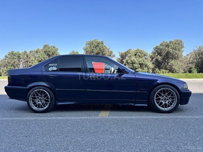 BMW 320-14