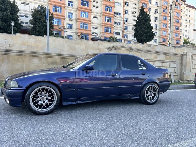 BMW 320-5