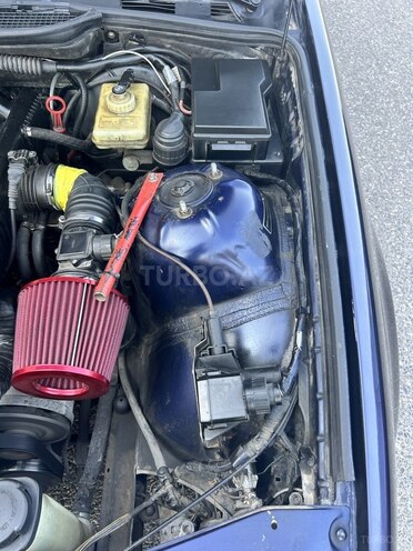 BMW 320-9