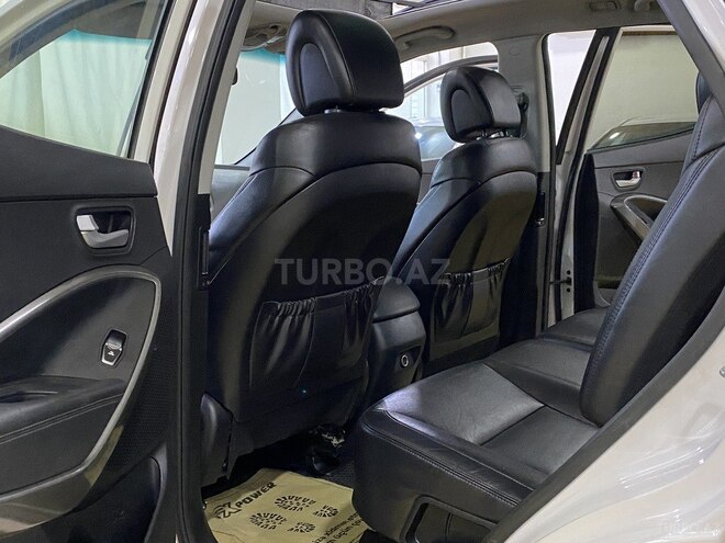 Hyundai Santa Fe-20