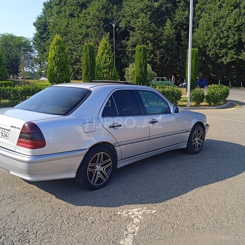 Mercedes C 200 1997, 319,500 km - 2.0 л - Masallı
