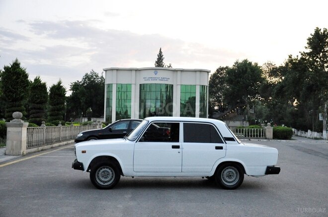LADA (VAZ) 2107 2010, 33,320 km - 1.6 l - Saatlı
