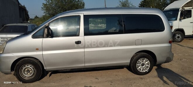 Hyundai H-1 2005, 352,123 km - 2.5 л - Biləsuvar