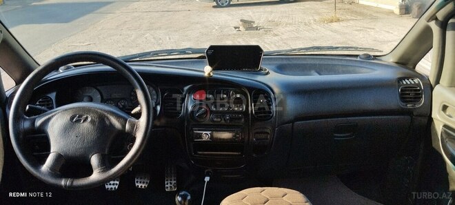 Hyundai H-1 2005, 352,123 km - 2.5 л - Biləsuvar