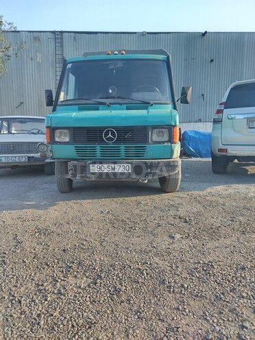 Mercedes 410 D 1992, 180,000 km - 2.5 л - Bakı