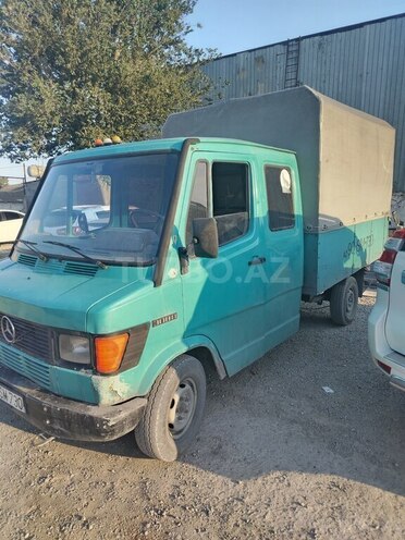 Mercedes 410 D 1992, 180,000 km - 2.5 л - Bakı