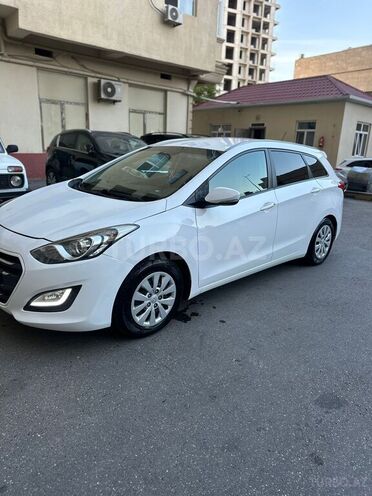Hyundai i30 2015, 108,000 km - 1.4 l - Bakı