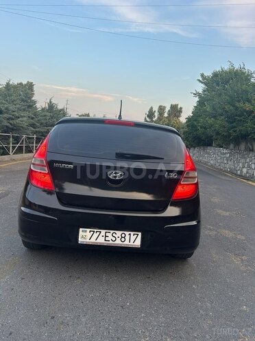 Hyundai i30 2009, 184,000 km - 1.6 л - Şəki