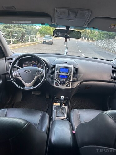 Hyundai i30 2009, 184,000 km - 1.6 л - Şəki