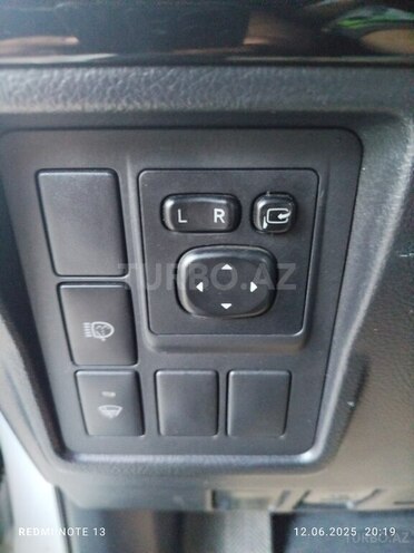Toyota Land Cruiser Prado-2