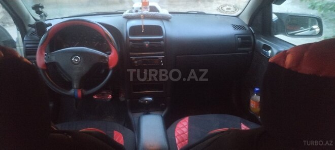 Opel Astra 2001, 326,000 km - 1.6 l - Salyan