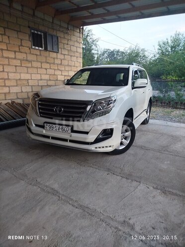 Toyota Land Cruiser Prado-9