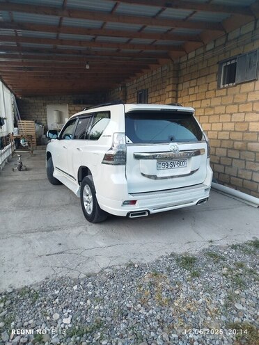 Toyota Land Cruiser Prado-10