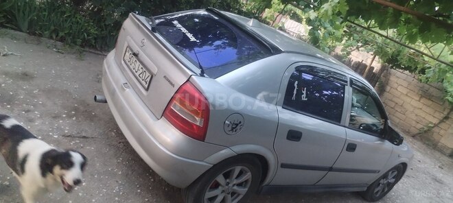 Opel Astra 2001, 326,000 km - 1.6 l - Salyan