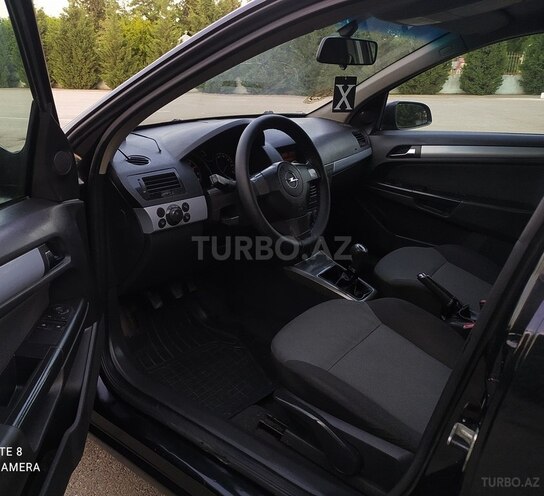 Opel Astra 2005, 260,000 km - 1.4 л - Sabirabad