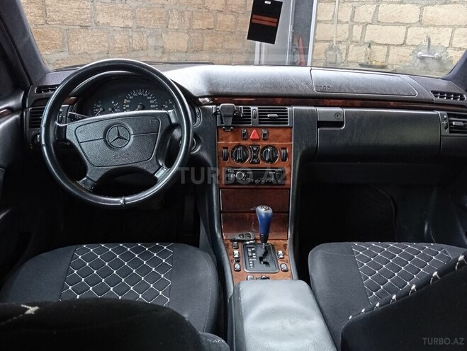 Mercedes E 200 1997, 312,968 km - 2.0 l - Gəncə