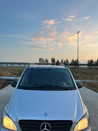 Mercedes Vito 111 2010, 421,000 km - 2.2 l - Bakı