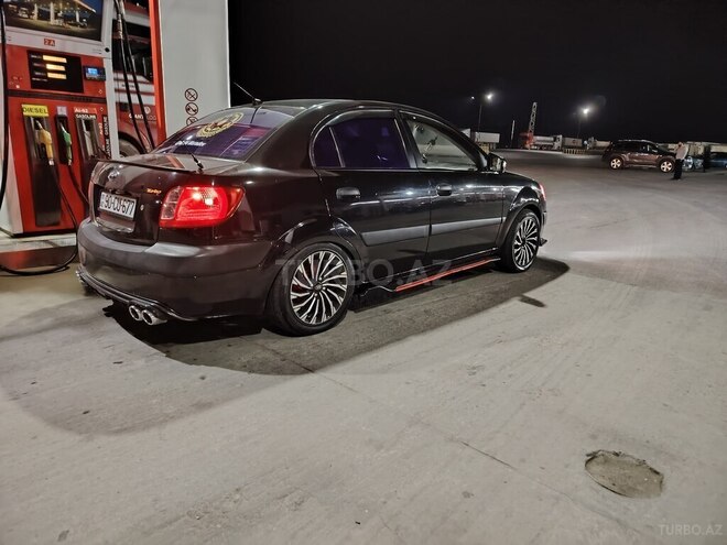 Kia Rio 2008, 234,000 km - 1.4 l - Zərdab