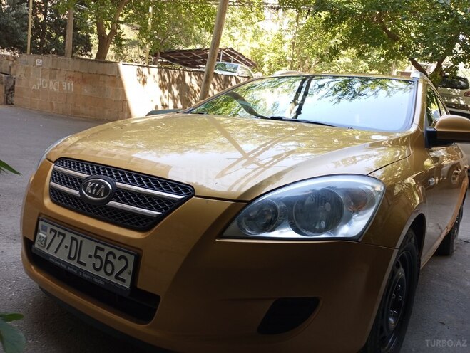 Kia  2008, 179,000 km - 1.4 l - Bakı