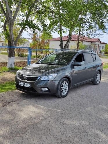 Kia Ceed 2009, 230,000 km - 1.6 л - İmişli