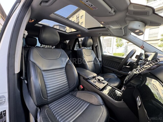 Mercedes GLE 400 4MATIC-8